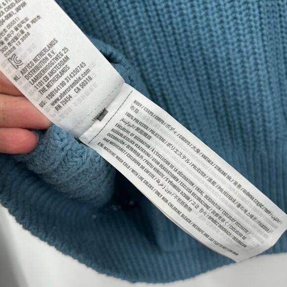 Abercrombie & Fitch Off-the-Shoulder Knit Sweater - Picture 6 of 6